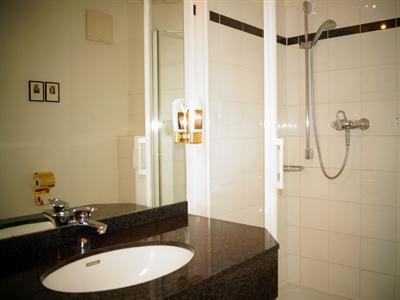 фото отеля Entree Residenz and Garni Hotel