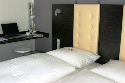 фото отеля Hotel zur Promenade