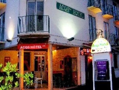 фото отеля Acqs Hotel
