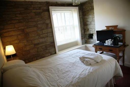 фото отеля The White Horse Inn Holmfirth