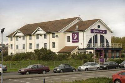 фото отеля Premier Inn Warrington Centre