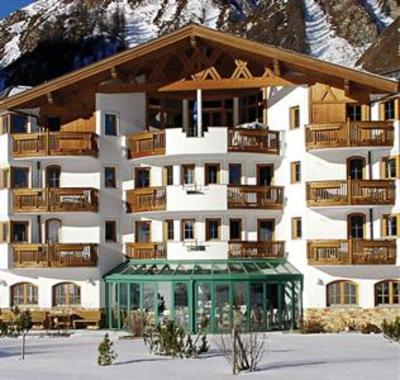 фото отеля Hotel Garni Chasa Nova