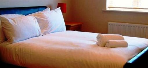 фото отеля Jago House Apartment Newbury