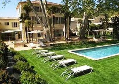 фото отеля Hotel La Bastide De Boulbon