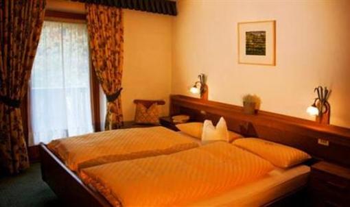 фото отеля Hotel Dolomiti Corvara