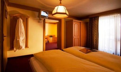 фото отеля Hotel Dolomiti Corvara