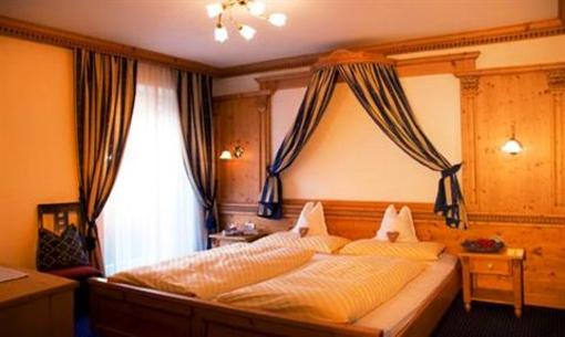 фото отеля Hotel Dolomiti Corvara