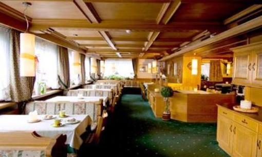 фото отеля Hotel Dolomiti Corvara