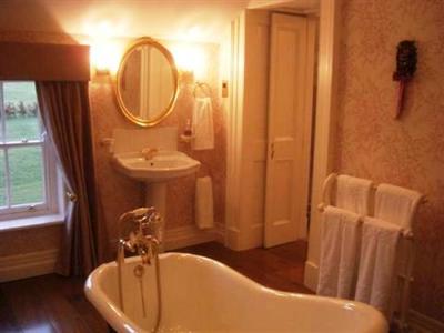 фото отеля Skahard Country Villa Limerick