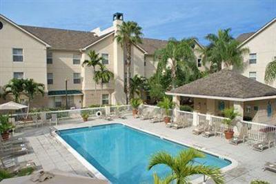 фото отеля Homewood Suites by Hilton Ft Myers @ Bell Tower