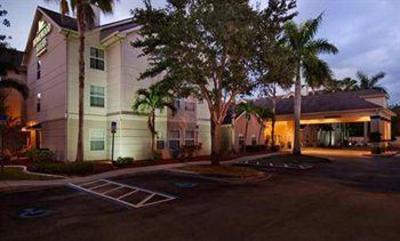 фото отеля Homewood Suites by Hilton Ft Myers @ Bell Tower