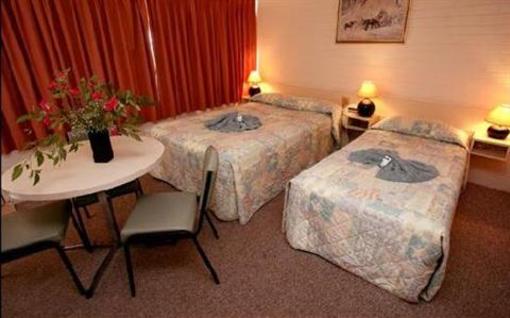 фото отеля Civic Motor Inn