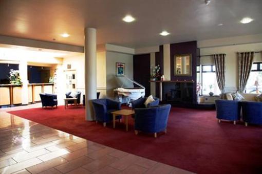 фото отеля Crosbie Cedars Hotel