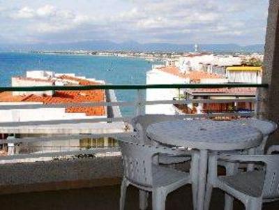 фото отеля Apartamentos Paradis Salou