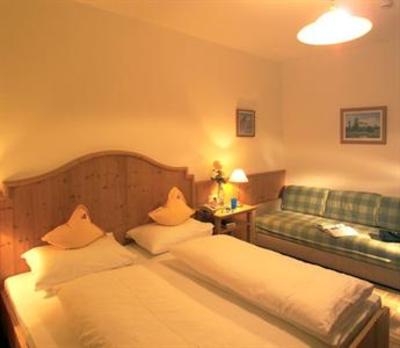 фото отеля Hotel Kronplatz