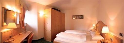 фото отеля Hotel Kronplatz