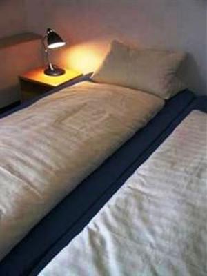 фото отеля Hirschen Backpackers Hotel Pub