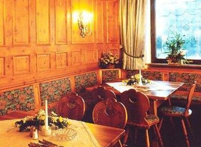 фото отеля Hotel und Gasthof Neuwirt Zorneding