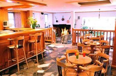фото отеля Hotel Club L'Ourson Bagneres-de-Luchon