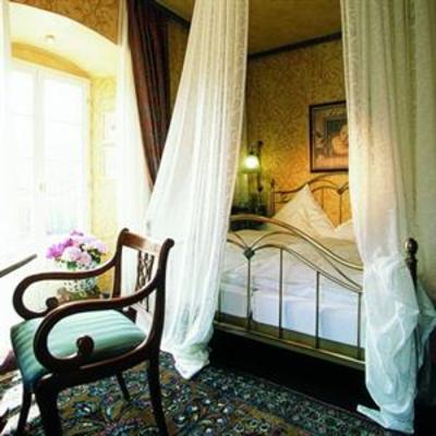 фото отеля Historische Schlossmuhle Hotel Horbruch