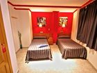 фото отеля Hostal Apolo Trece