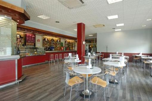 фото отеля Hotel Pere III Manresa