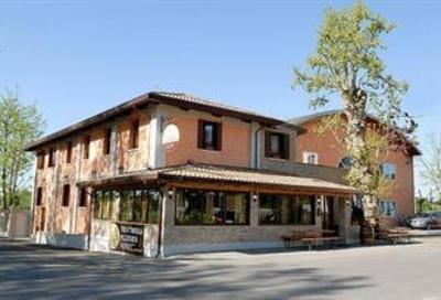 фото отеля Hotel Ristorante La Stazione