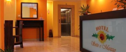 фото отеля Hotel sette e mezzo