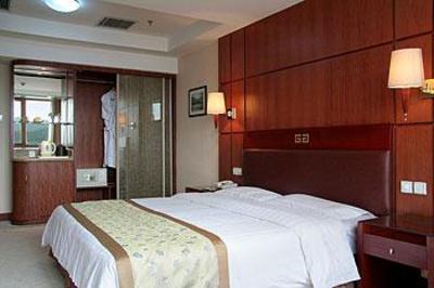 фото отеля TianBao Holiday Hotel