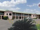 фото отеля Premier Inn & Suites Erick