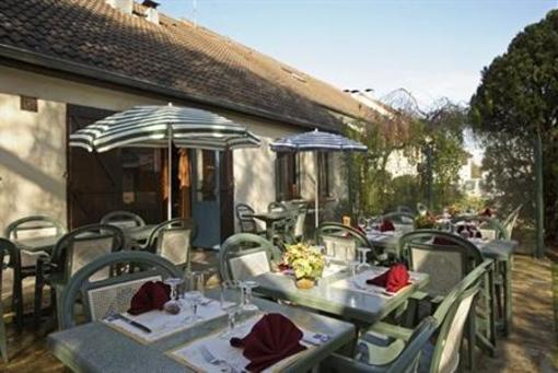 фото отеля Lhotel Restaurant Antony Verrieres-le-Buisson