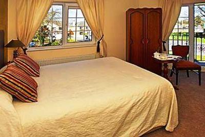 фото отеля Robeen House