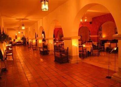 фото отеля Hotel Mariscal Robledo
