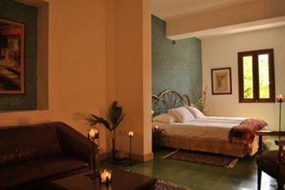 фото отеля Hotel Mariscal Robledo