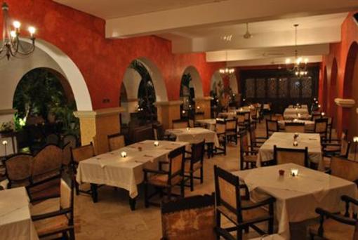 фото отеля Hotel Mariscal Robledo