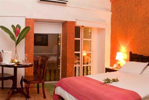 фото отеля Hotel Mariscal Robledo
