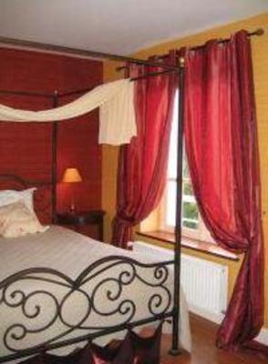 фото отеля Le Moulin Du Port Bed & Breakfast Saint-Georges-sur-Cher