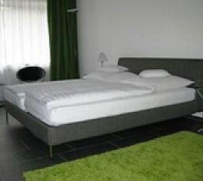 фото отеля Leonhard's Gastezimmer