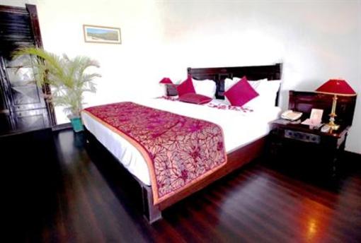 фото отеля Hotel KC Cross Road Panchkula