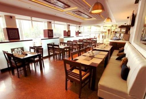 фото отеля Hotel KC Cross Road Panchkula