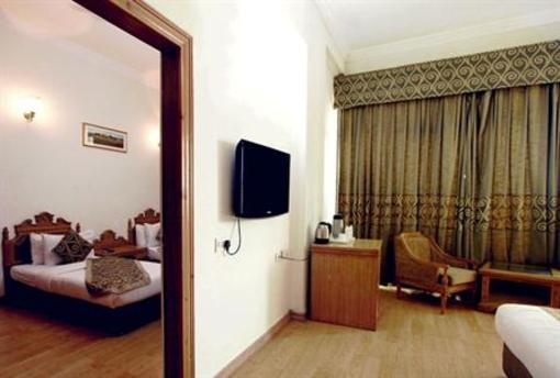 фото отеля Hotel KC Cross Road Panchkula