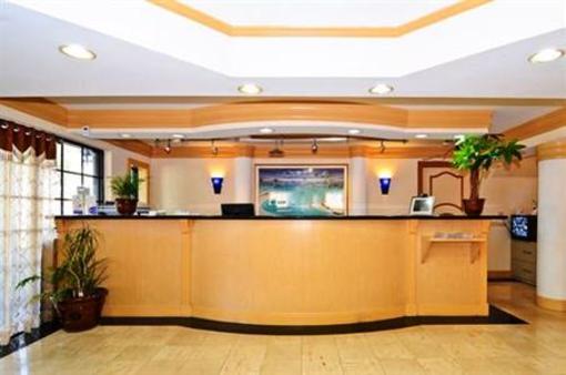 фото отеля Americas Best Value Inn Fort Myers