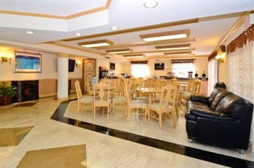 фото отеля Americas Best Value Inn Fort Myers