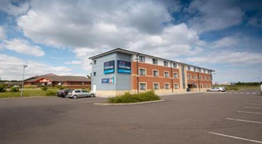 фото отеля Travelodge Glenrothes