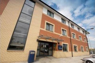 фото отеля Travelodge Glenrothes
