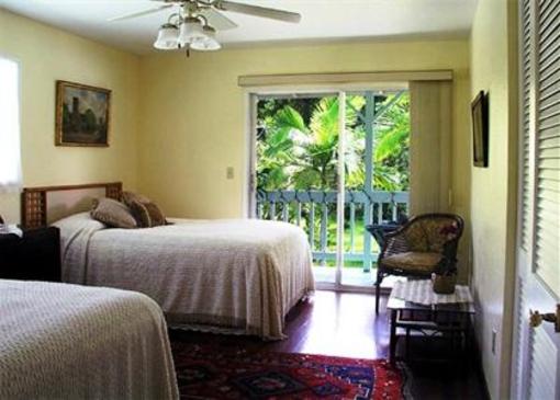 фото отеля Lava Tree Tropic Inn