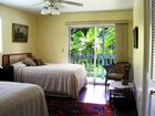 фото отеля Lava Tree Tropic Inn