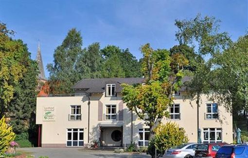 фото отеля Landhotel Ulmenhof Putbus