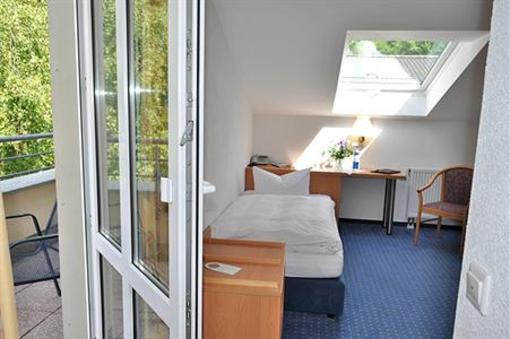 фото отеля Landhotel Ulmenhof Putbus