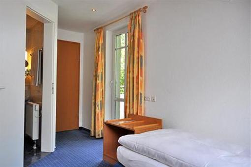 фото отеля Landhotel Ulmenhof Putbus